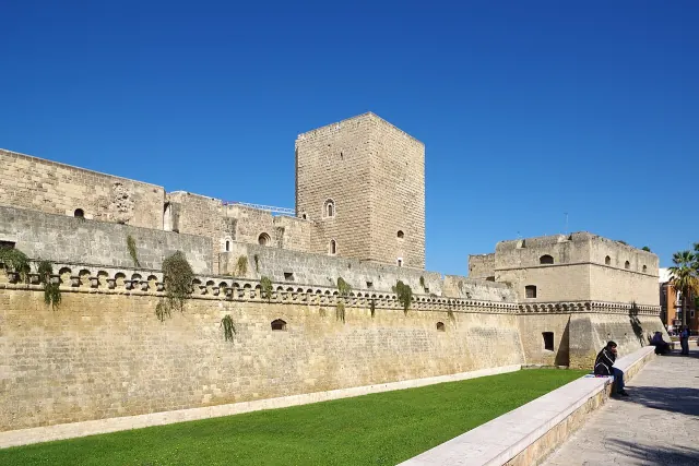 Bari