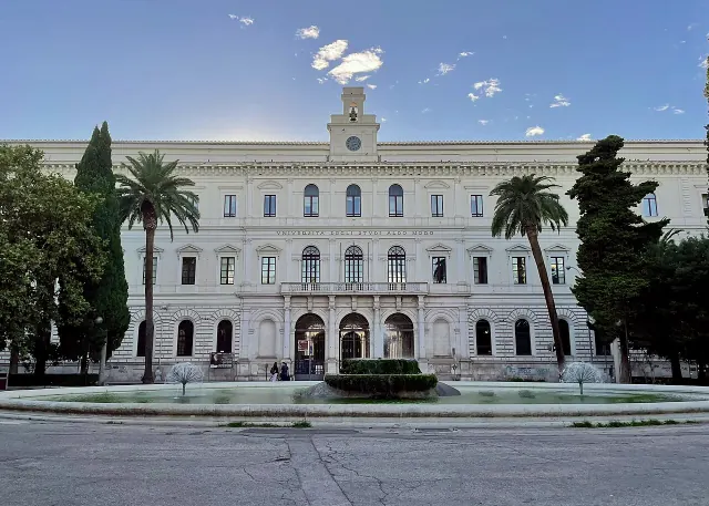 Bari